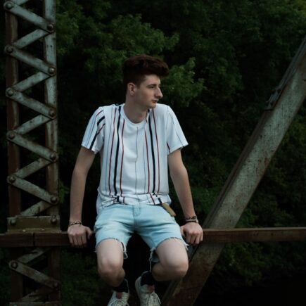 Photo red hair clothes